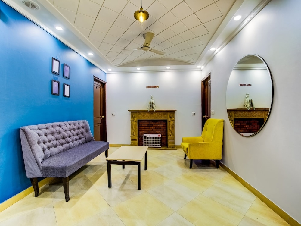Гуруграм: SilverKey Executive Stays 20036 Akash Neem Marg