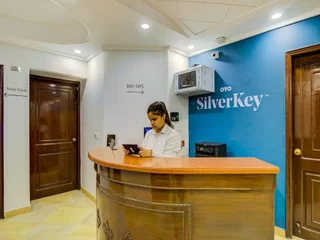 Гуруграм: SilverKey Executive Stays 20036 Akash Neem Marg