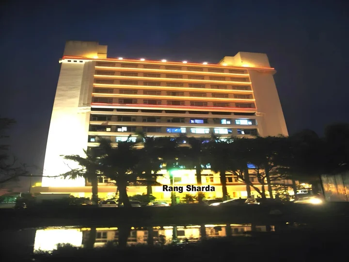 Мумбаи: Hotel Rangsharda