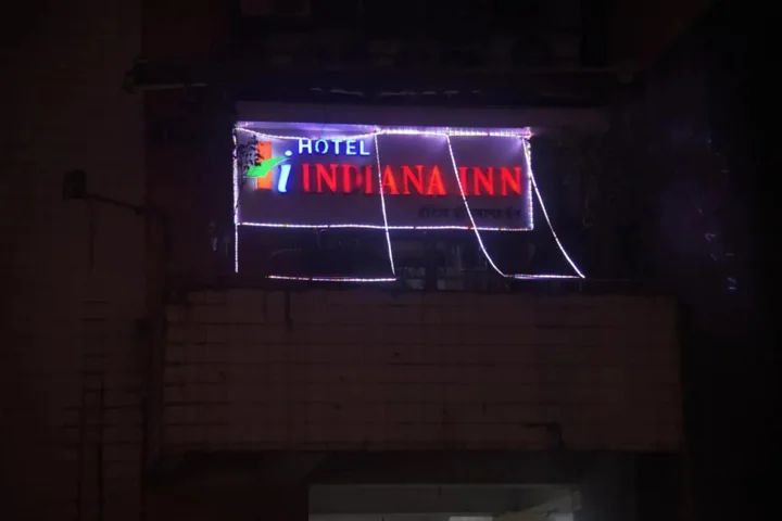 Нави-Мумбай: Hotel Indiana Inn