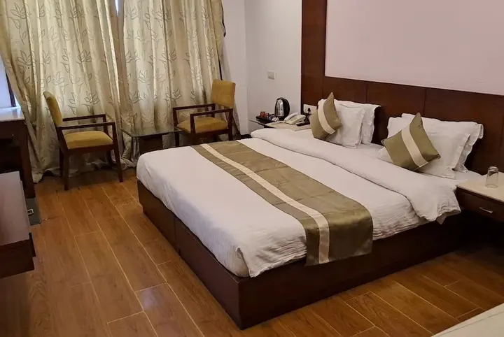 Массури: Hotel Imperial Square