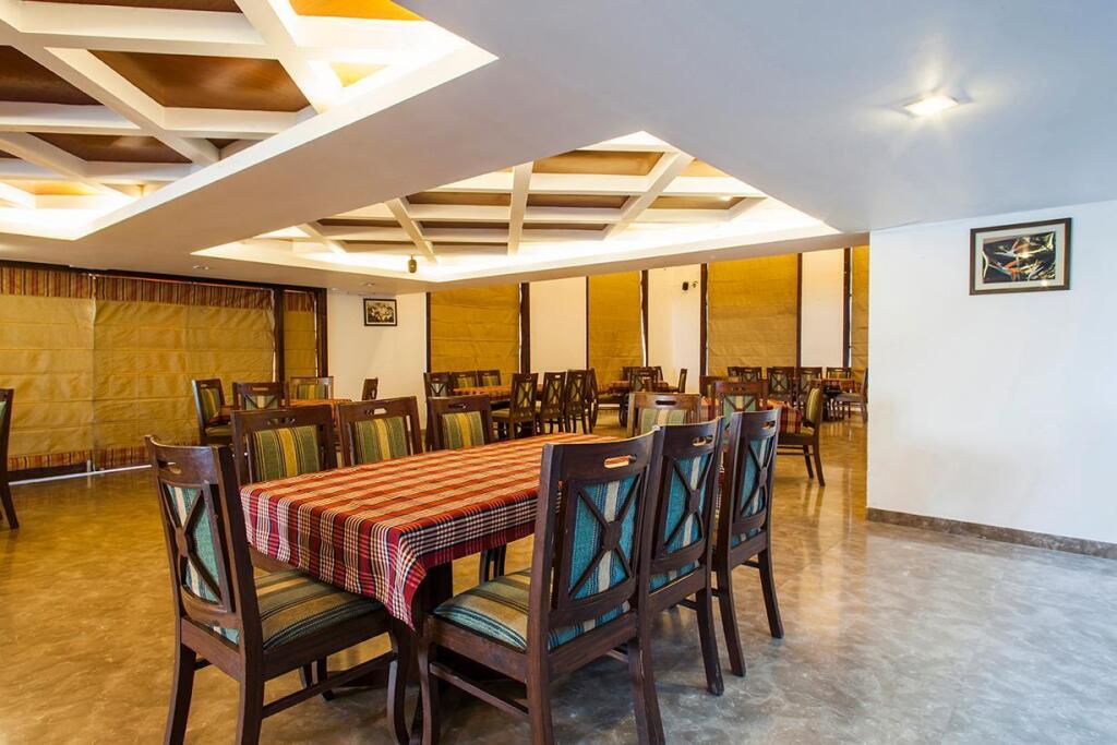 Массури: The Fern Brentwood Mussoorie, Series by Marriott