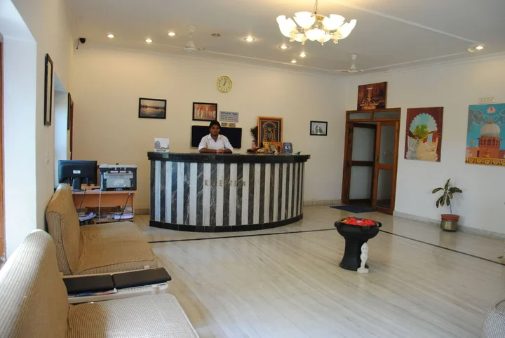 Кхаджурахо: Hotel Isabel Palace