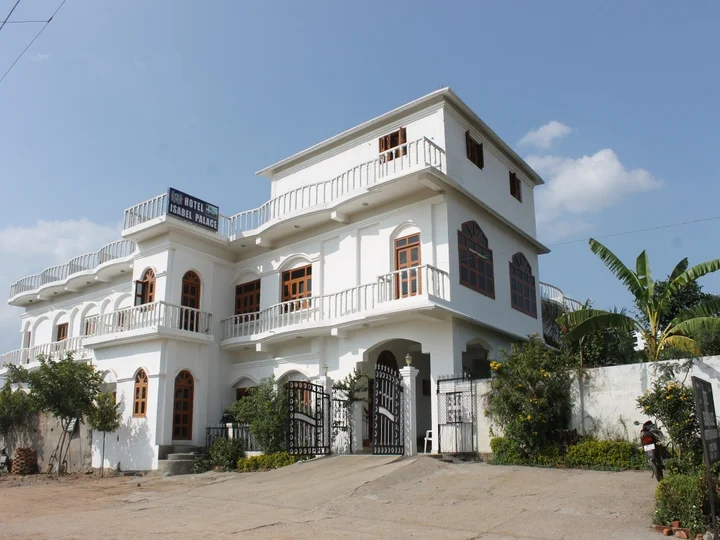 Кхаджурахо: Hotel Isabel Palace