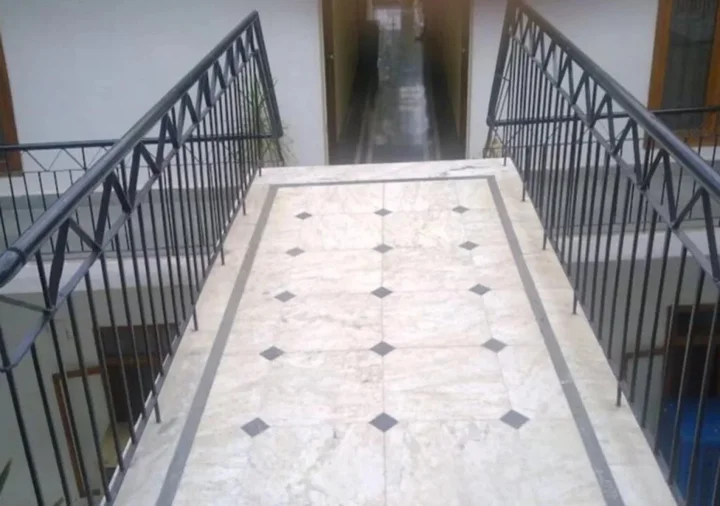 Кхаджурахо: Shanti Hotel