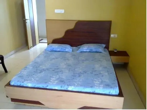Пури: Hotel Deepak