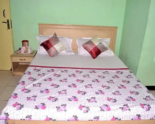 Агра: Goroomgo Viren Plaza Agra