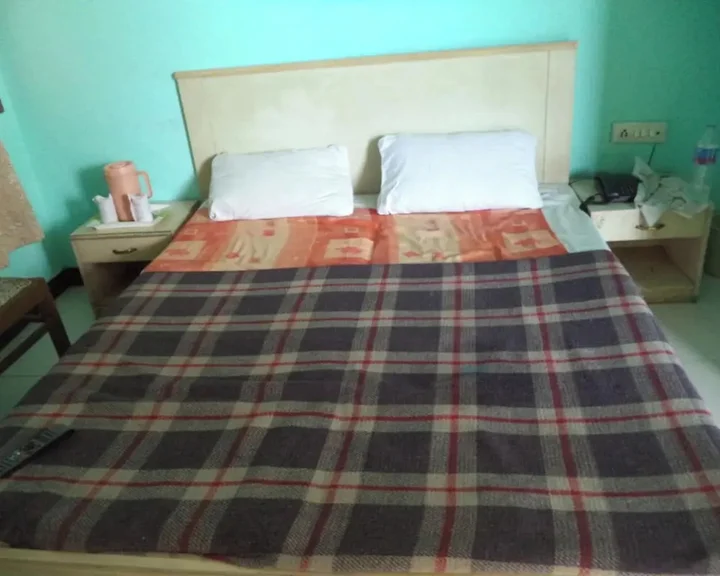 Агра: Goroomgo Viren Plaza Agra