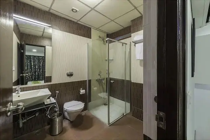 Бангалор: 9 Marks Inn - St. Marks Road