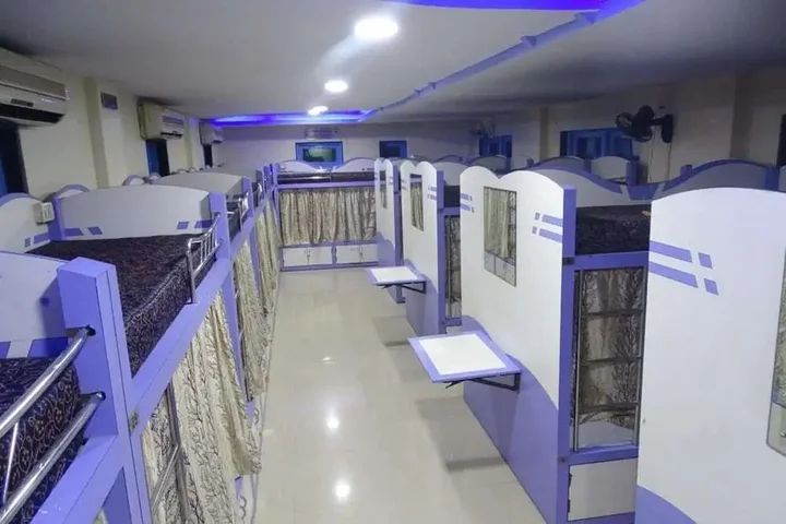 Мумбаи: Real Rest House