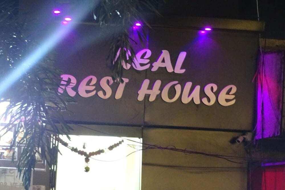 Мумбаи: Real Rest House