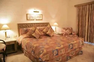 Бангалор: Golden Palms Hotel - Spa