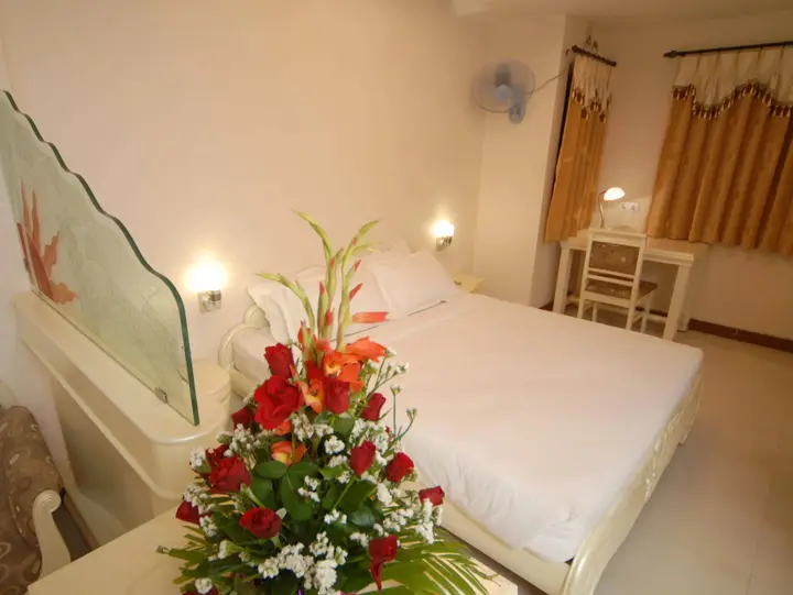 Ахмедабад: Epsilon The Hotel