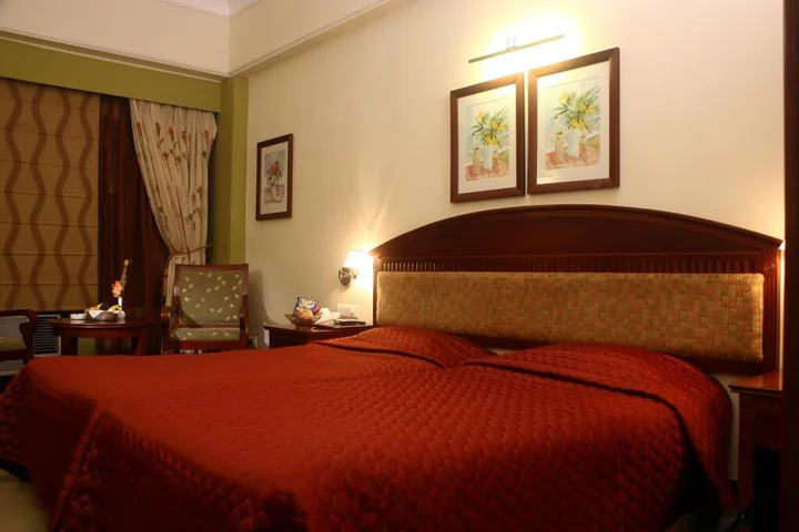 Бхубанешвар: Hotel Suryansh