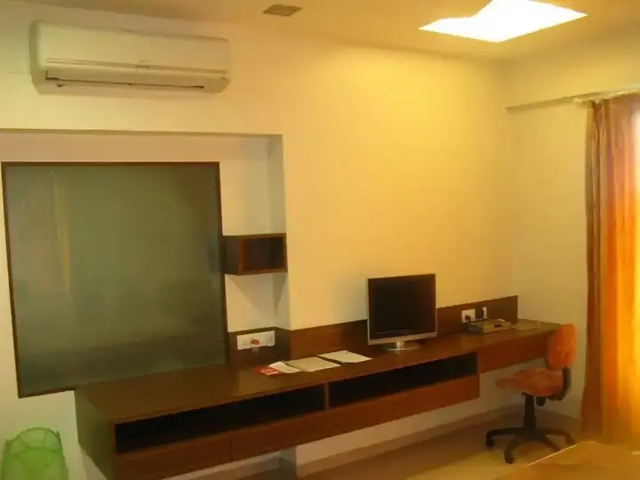 Мумбаи: Hummingbird Apartments - Saiprasad