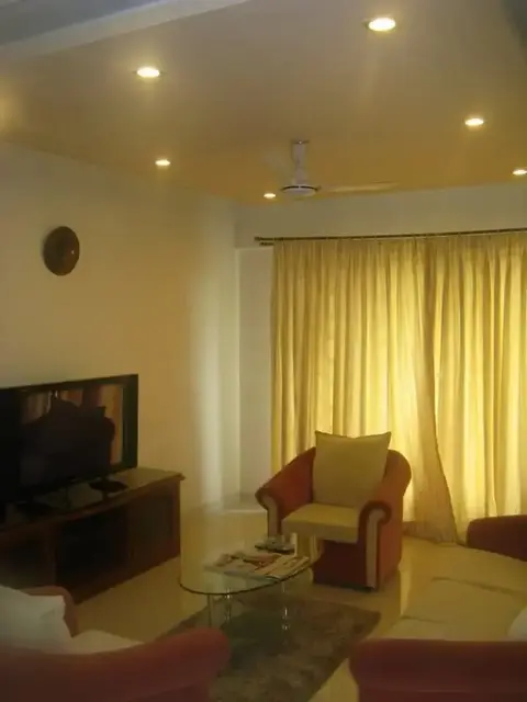 Мумбаи: Hummingbird Apartments - Saiprasad