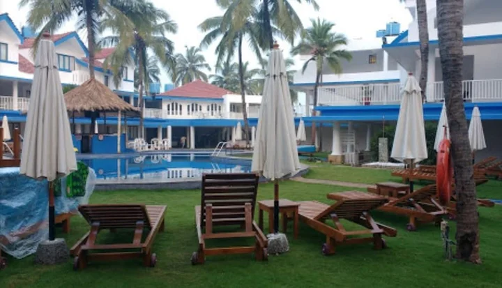 Бенаулим: Beach Club
