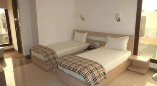 Газиабад: Relax Suites Hotel