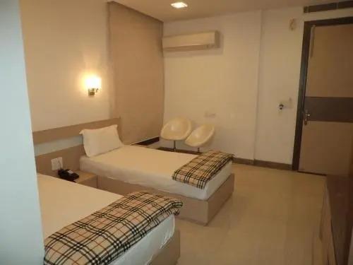 Газиабад: Relax Suites Hotel