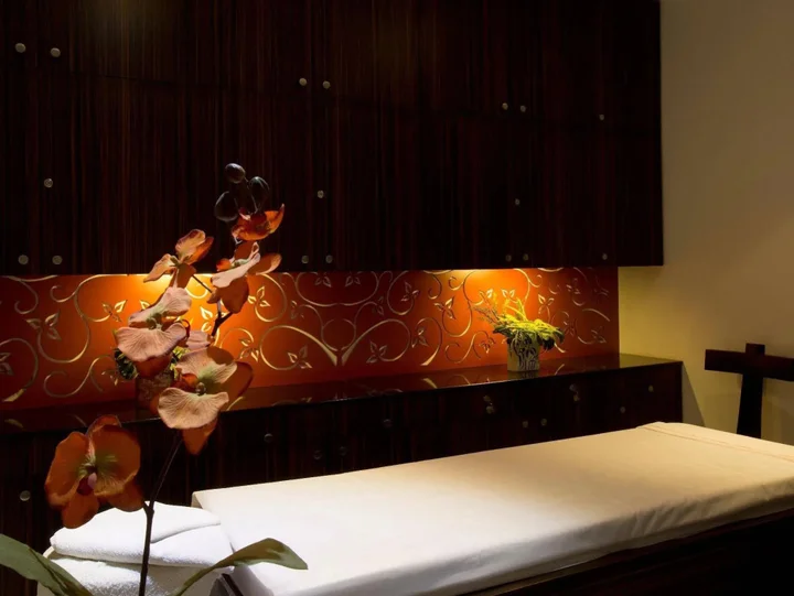 Бангалор: Springs Hotel And Spa