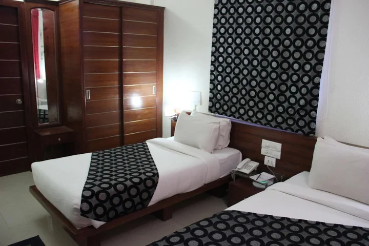 Бангалор: Sunray Hotel