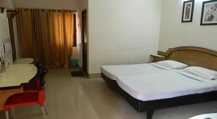 Бхубанешвар: Hotel Priya
