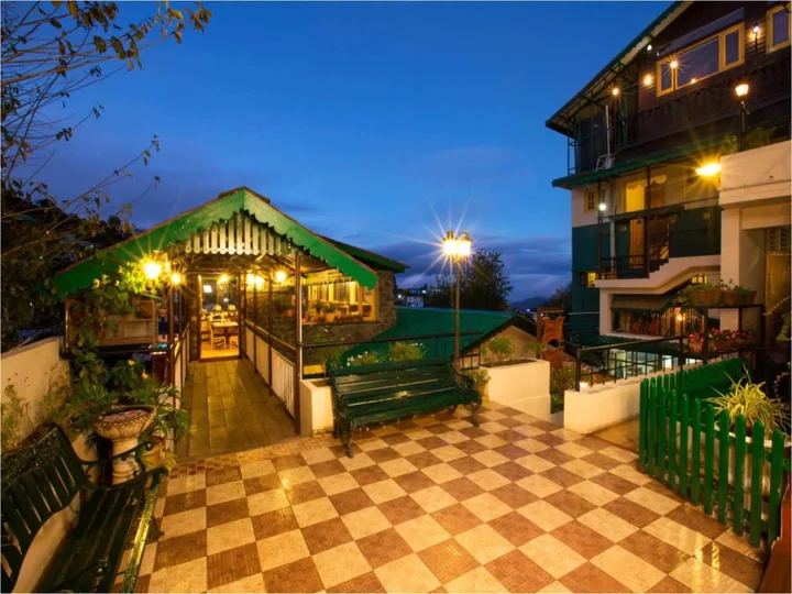 Кодайканал: Pine Borough Inn