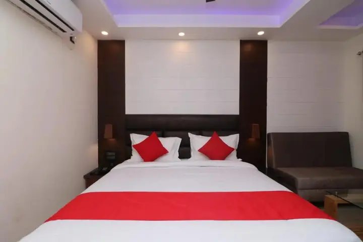 Дехрадун: Hotel Skyking