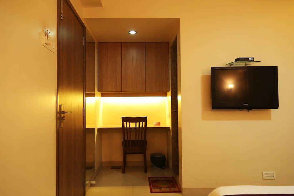 Пимпри-Чинчвад: OYO 2586 Hotel Vikrant Residency