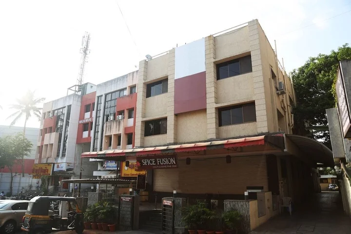 Пимпри-Чинчвад: OYO 2586 Hotel Vikrant Residency