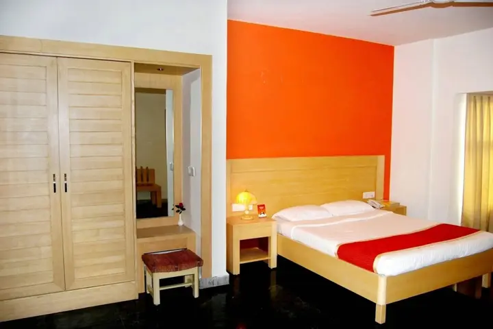 Пимпри-Чинчвад: Hotel Plaza Palace