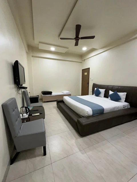 Ширди: Hotel Sai Miracle