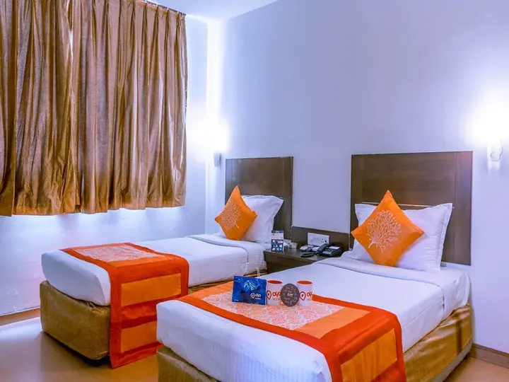 Висакхапатнам: OYO 2653 The Orange Hotel
