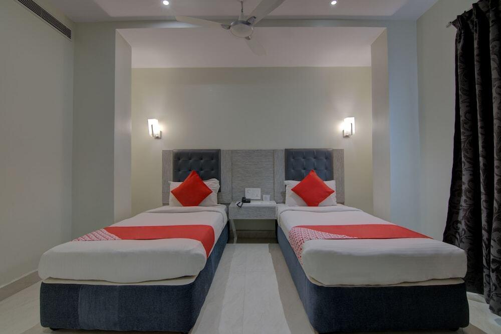Висакхапатнам: OYO 2653 The Orange Hotel