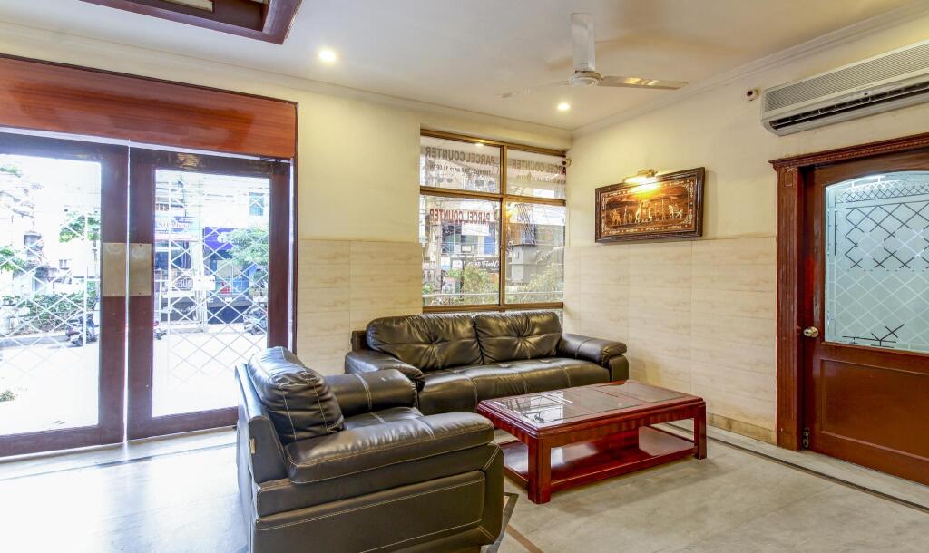 Висакхапатнам: Hotel Saaket Residency - Hotel in Daba Gardens