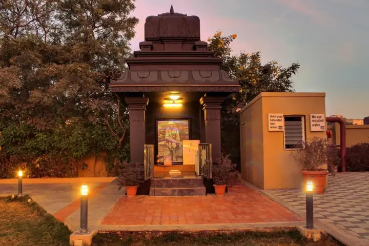 Ширди: Temple Tree Hotel Shirdi