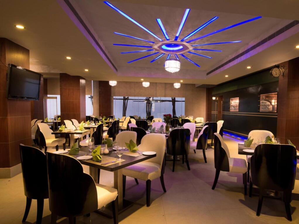 Висакхапатнам: Hotel Ambica Sea Green