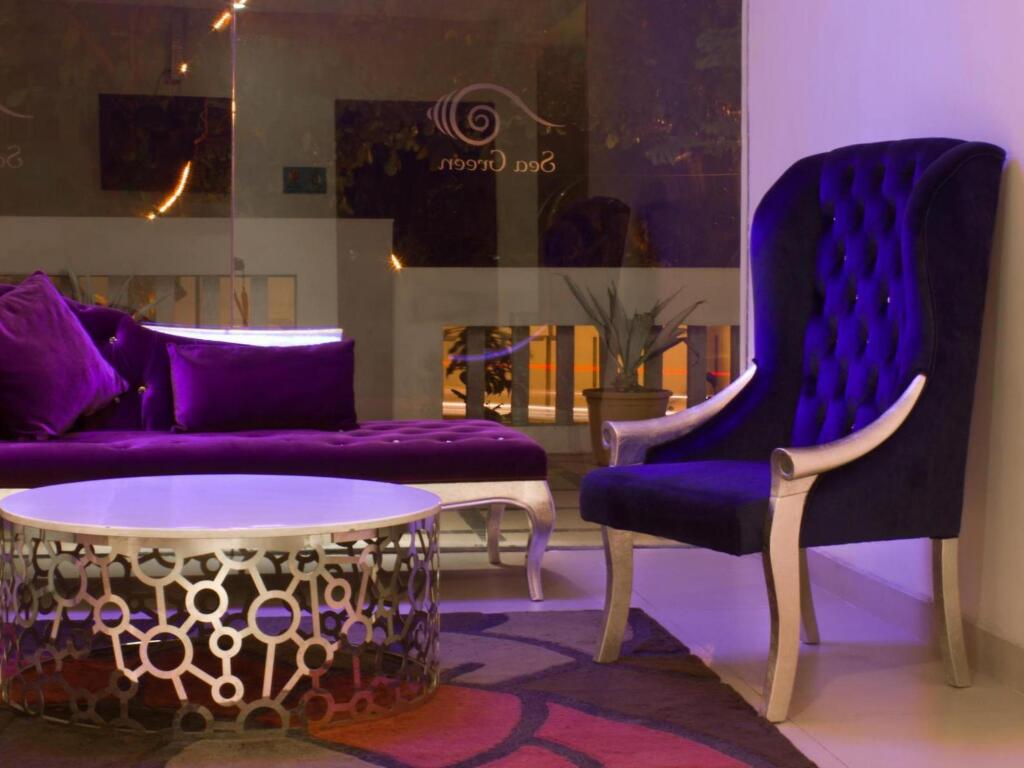 Висакхапатнам: Hotel Ambica Sea Green
