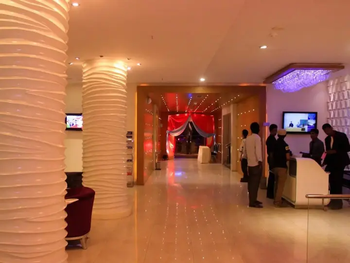 Висакхапатнам: Hotel Ambica Sea Green