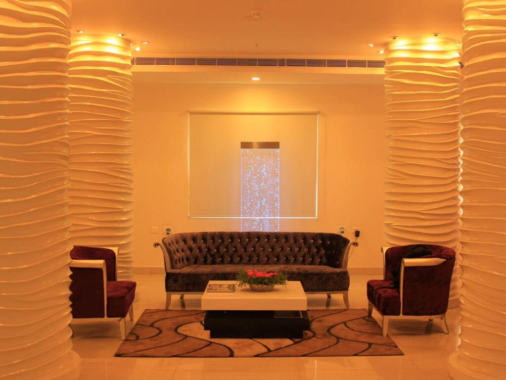 Висакхапатнам: Hotel Ambica Sea Green
