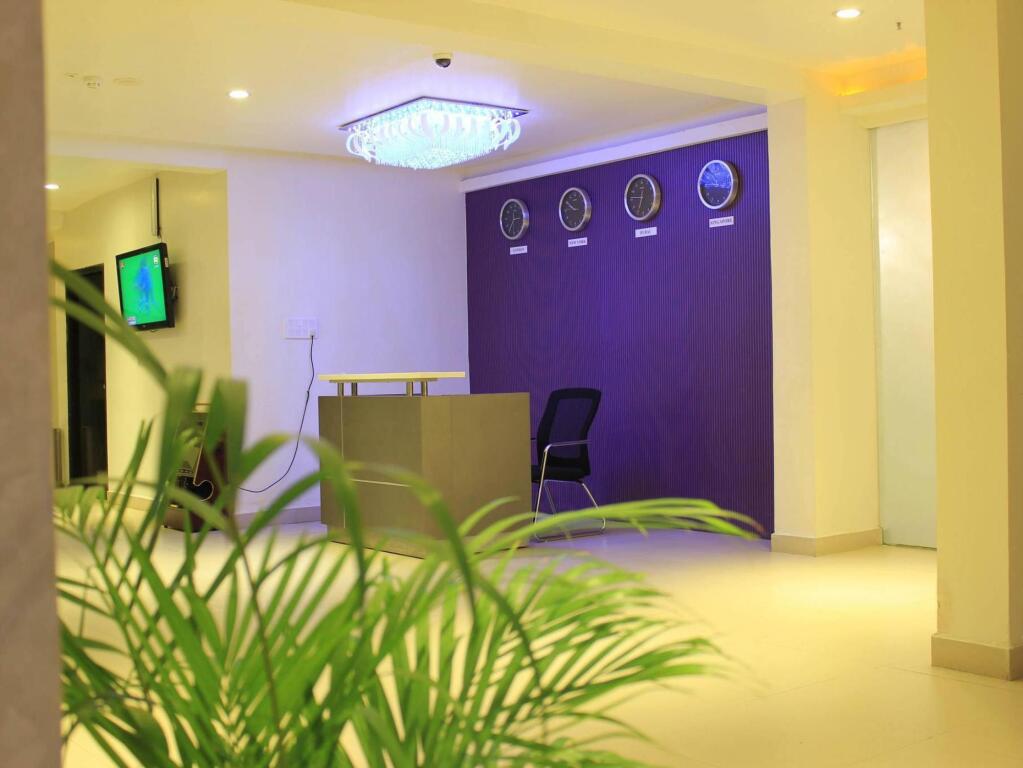 Висакхапатнам: Hotel Ambica Sea Green
