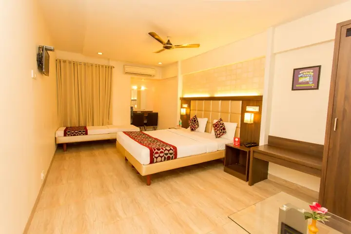 Нави-Мумбай: Krishna Avatar Stay Inn