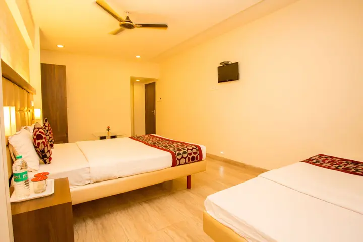 Нави-Мумбай: Krishna Avatar Stay Inn