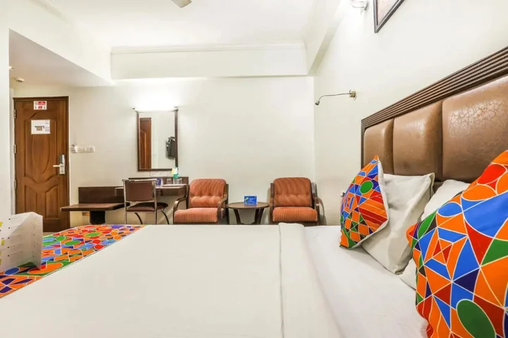 Бангалор: Sri Krishna Suites