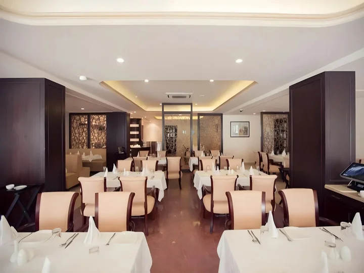 Секундерабад: Royal Reve Hotel