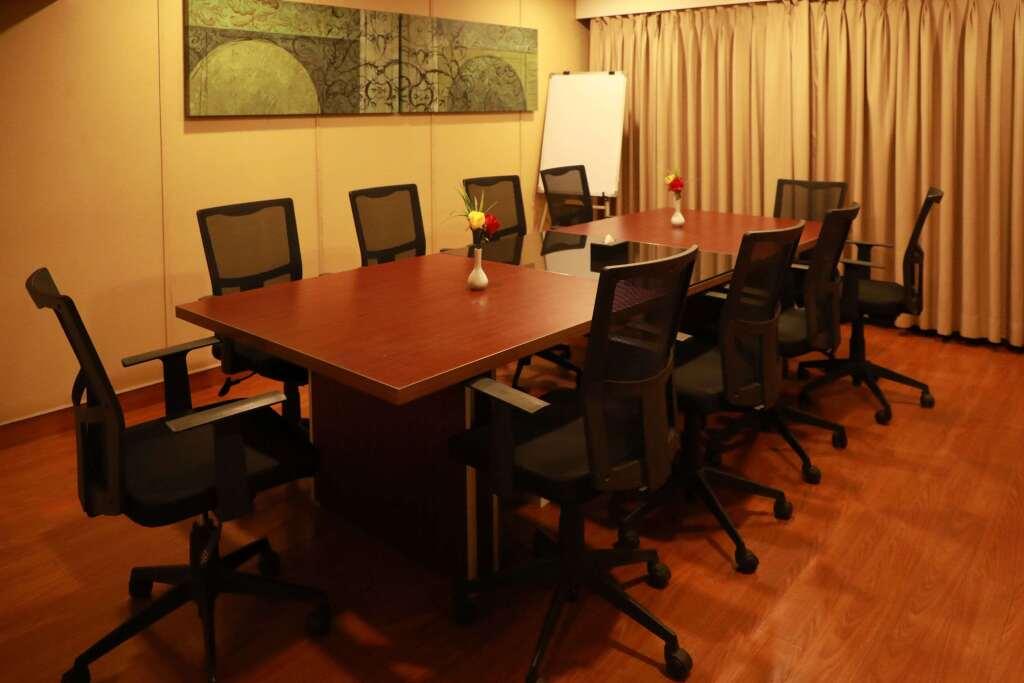 Висакхапатнам: Quality Inn Bez Krishnaa
