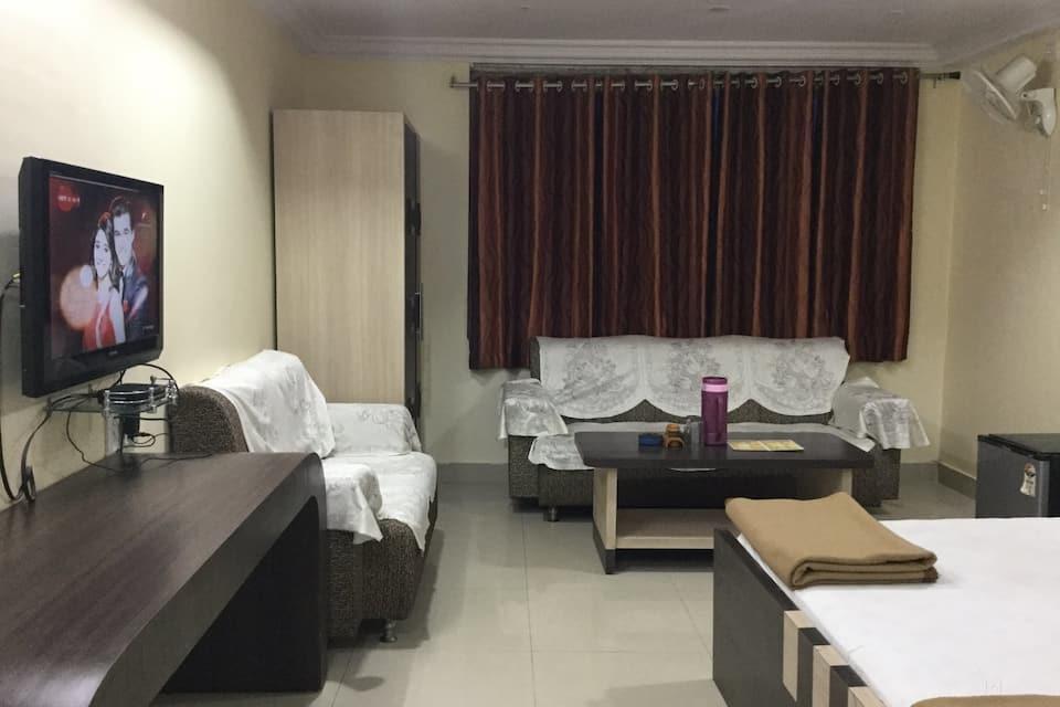 Виджаявада: Hotel Midcity
