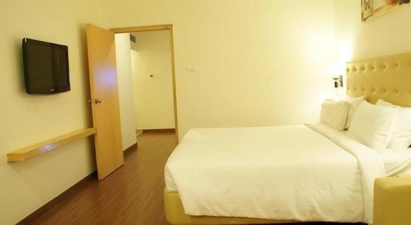 Виджаявада: Hotel Midcity
