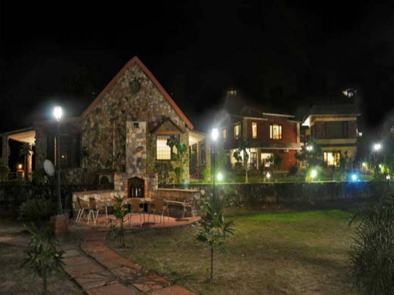 Массури: Riverstone Cottages