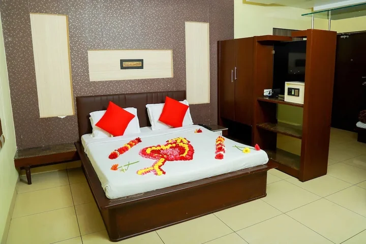 Пудучерри: Hotel Abi Krishna